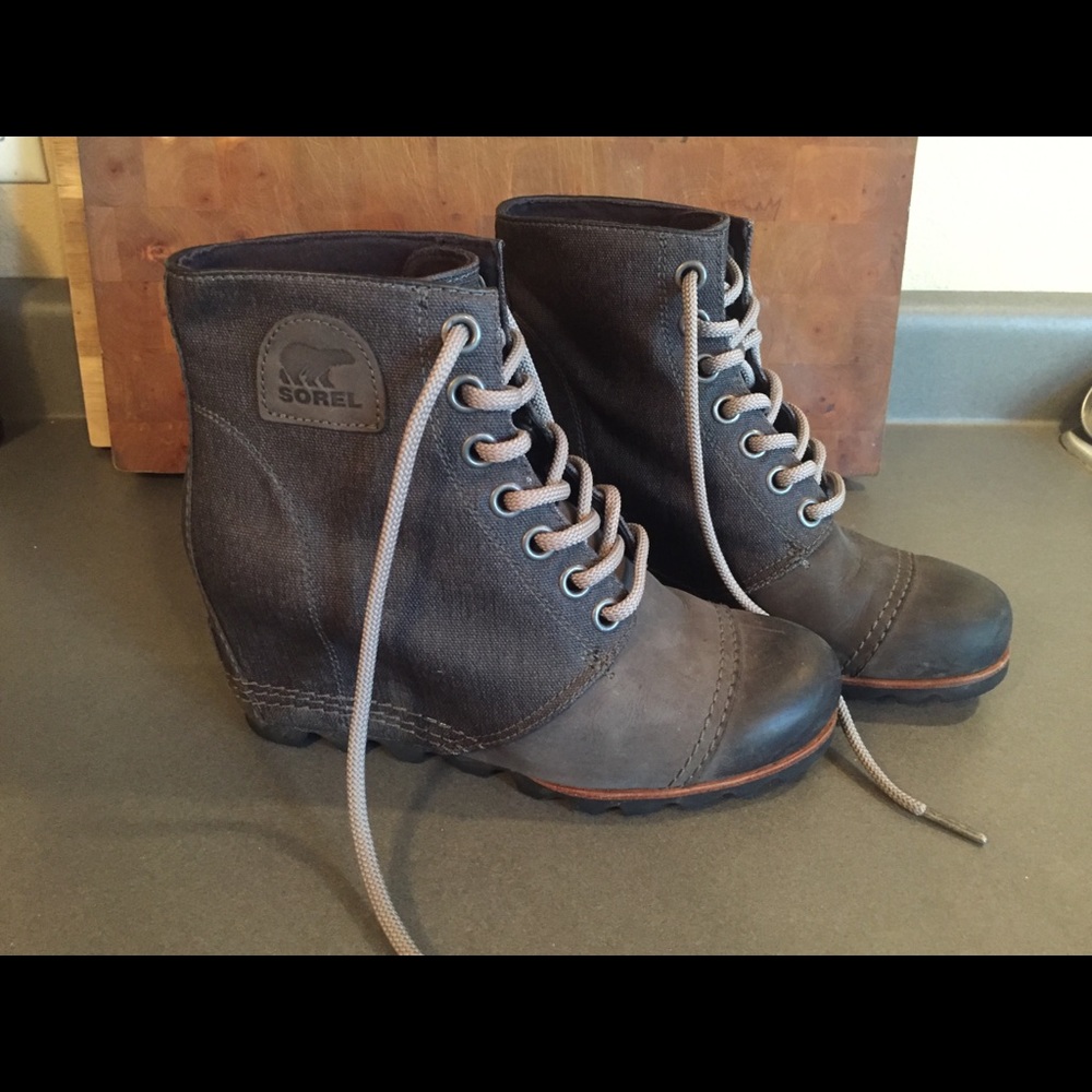 Sorel PDX wedge boot size 8.5